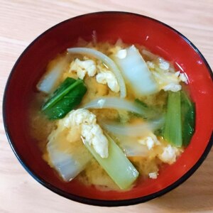 白菜玉ねぎ小松菜のかき玉味噌汁